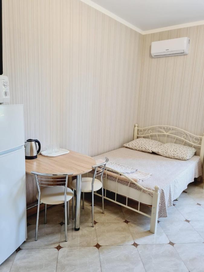 Guest House Gorny Ruchei Gagra Buitenkant foto