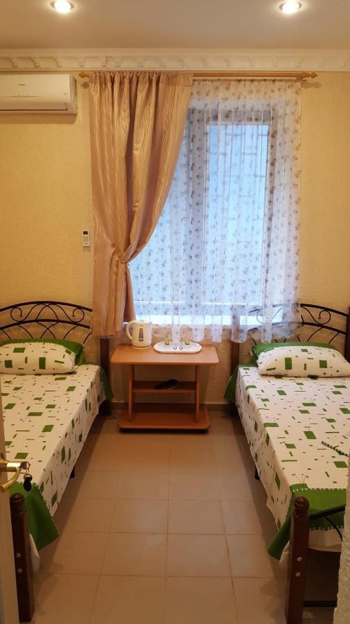 Guest House Gorny Ruchei Gagra Buitenkant foto